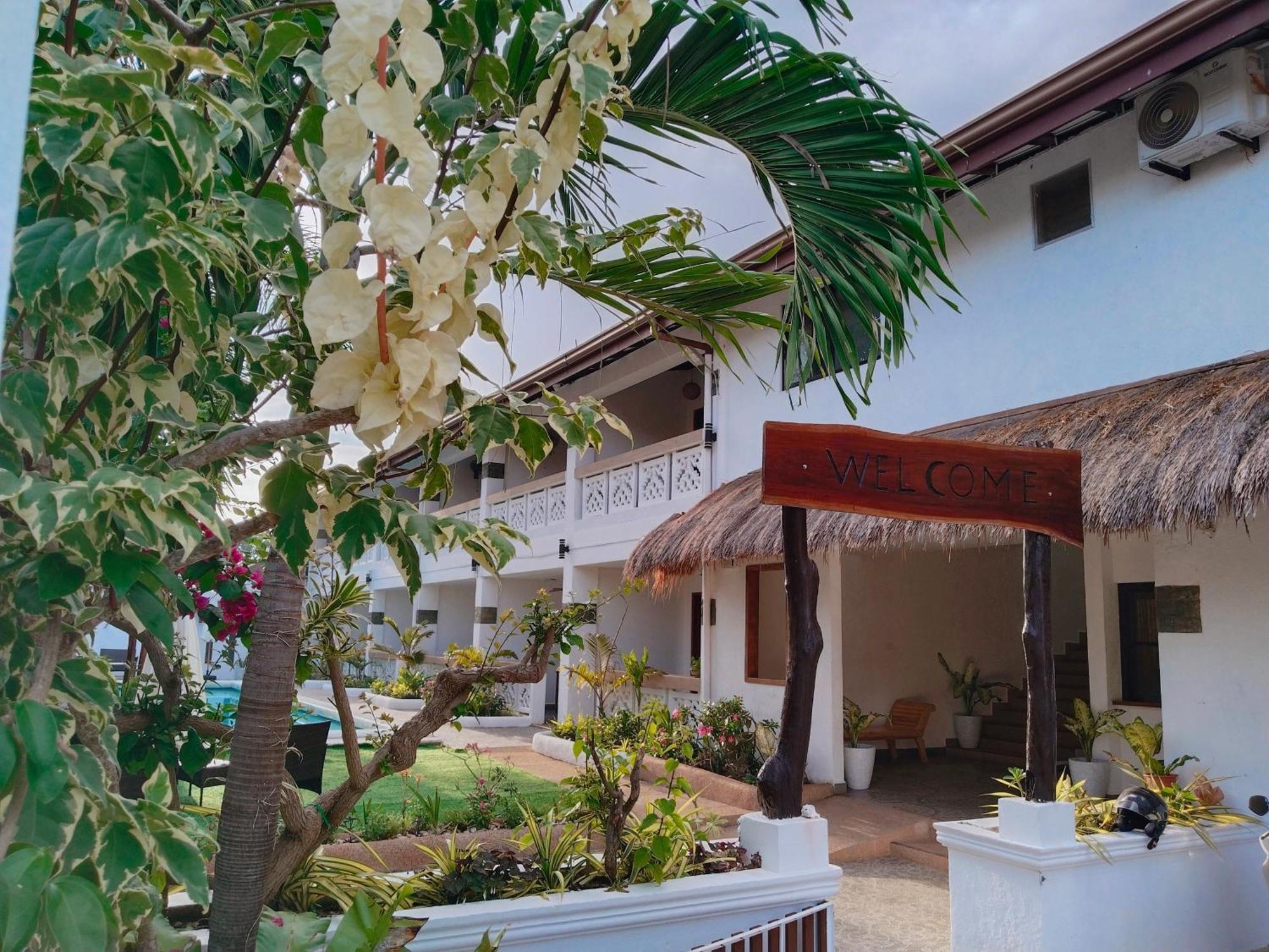 Alona Garden Suites Panglao Island Exterior photo