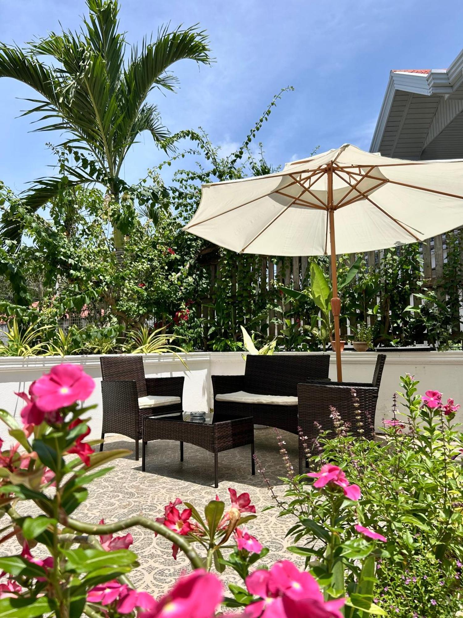 Alona Garden Suites Panglao Island Exterior photo