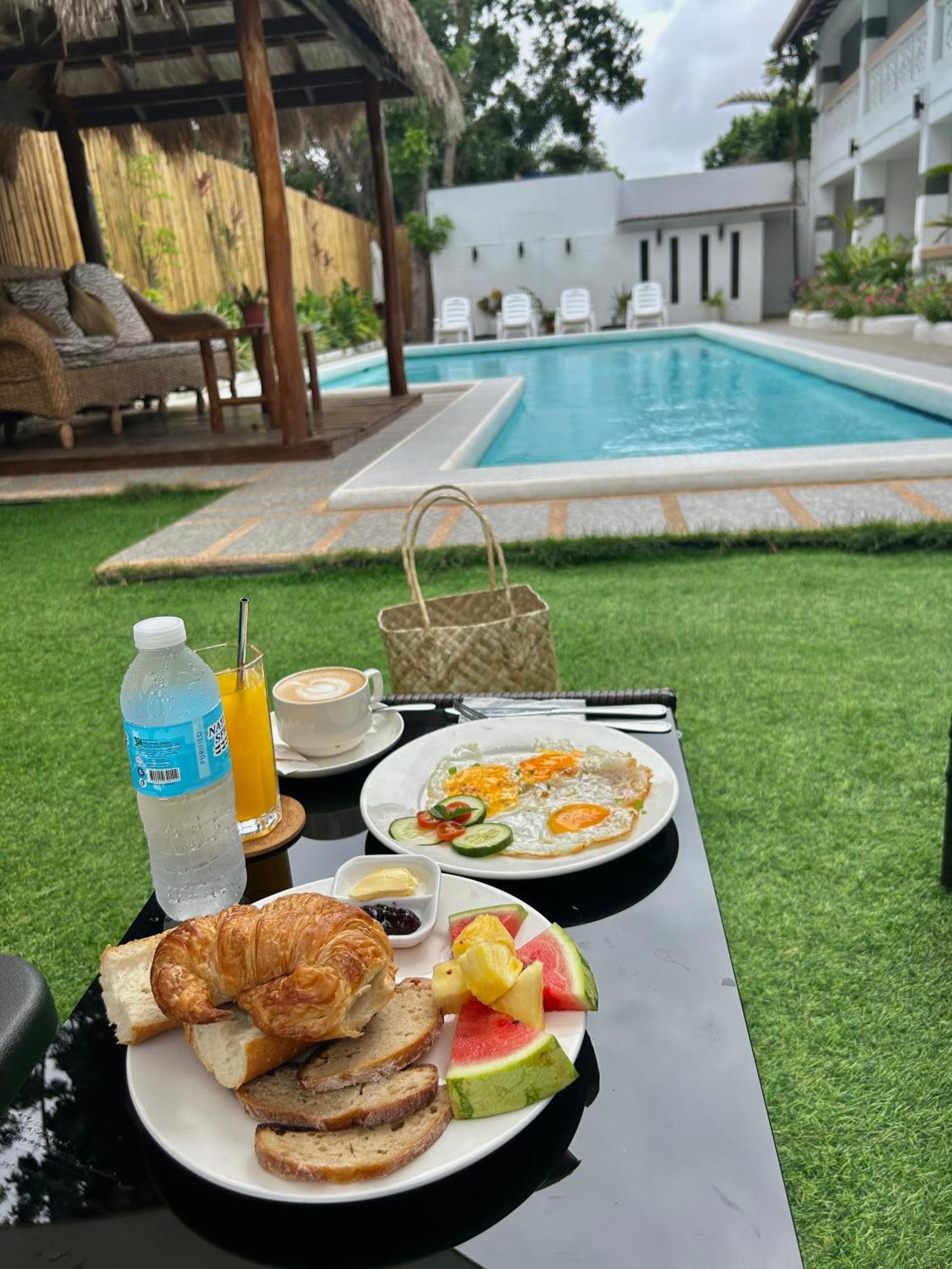 Alona Garden Suites Panglao Island Exterior photo